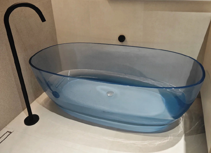 Transparent Bathtubs